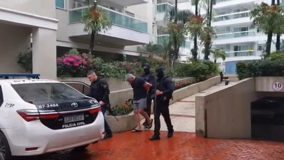 Chefe de milícia da Muzema e Rio das Pedras é preso em apartamento de luxo no Rio
