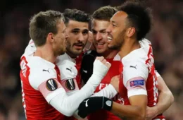 Arsenal domina Napoli e abre vantagem nas quartas da Liga Europa