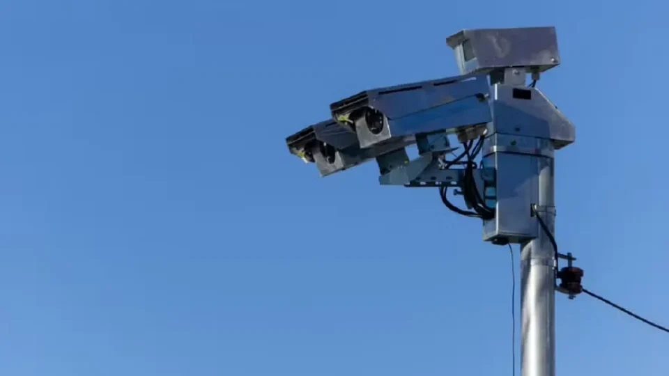 Radar de velocidade média: como funciona sistema que será testado em 8 estados