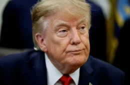 Aprovação de Trump cai a 32%, menor nível de sua carreira política, aponta Reuters/Ipsos