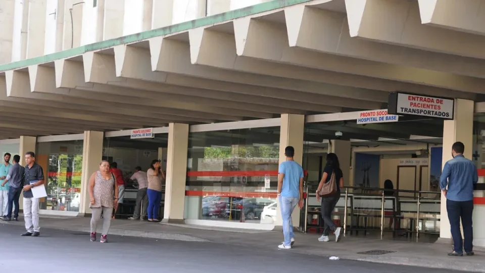 TRT-10 determina adicional de insalubridade a 34 enfermeiros do Hospital de Base