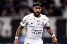 Site de acompanhantes oferece R$ 120 milhões para ser novo patrocinador máster do Corinthians