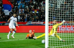 Holanda vence Sérvia por 2 a 1 e conquista primeira vitória na Liga das Nações