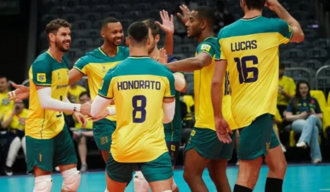 Brasil vence Bolívia por 3 sets a 0 e mantém 100% no Sul-Americano de Vôlei