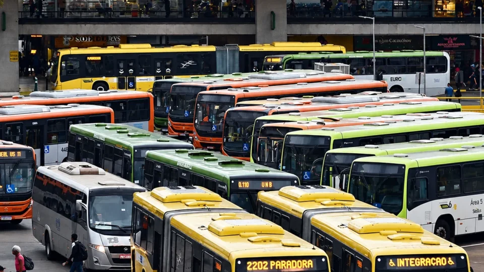 GDF vai à Justiça contra greve dos rodoviários e acusa sindicato de motivação eleitoral