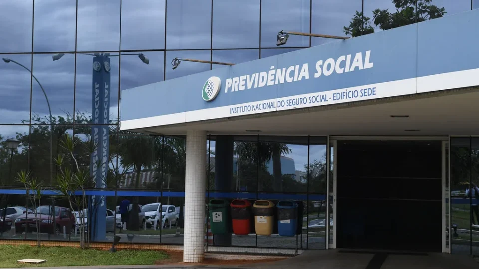 Orçamento de 2027 prevê R$ 1,169 trilhão para benefícios previdenciários
