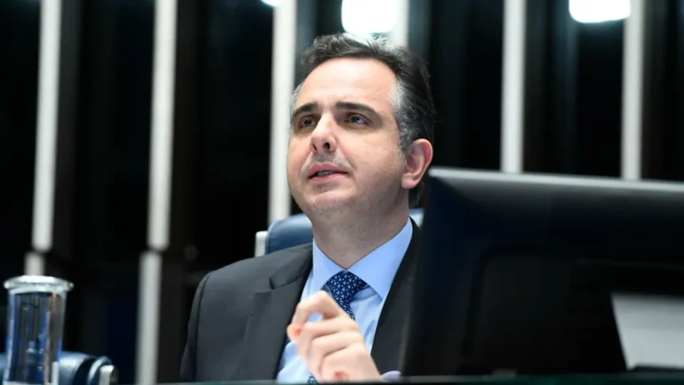 Rodrigo Pacheco toma posse como novo ministro do TCU