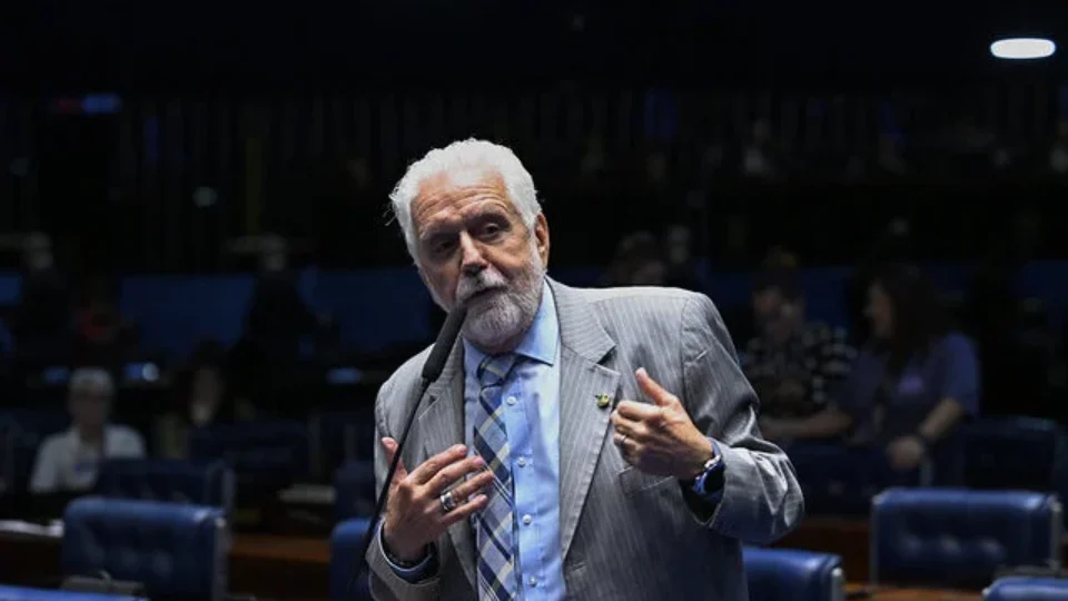 Jaques Wagner se recusou a fornecer senhas de celulares, aponta PF