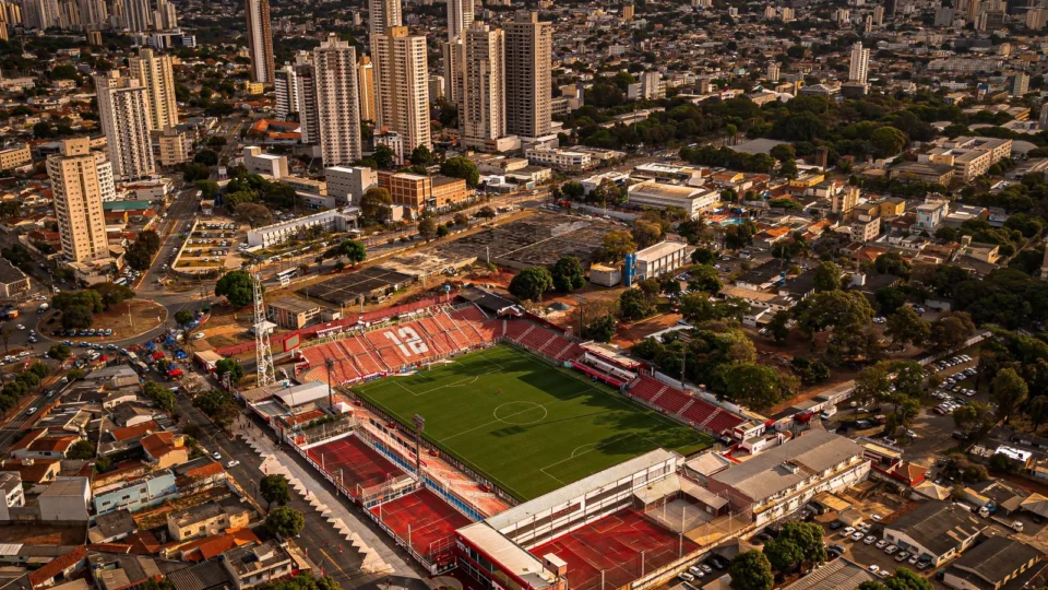 Vila Nova enfrenta América-MG hoje e pode liderar a Série B