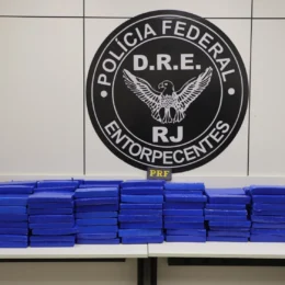 PF, PRF e FICCO prendem três com cerca de 200 kg de maconha na Via Dutra