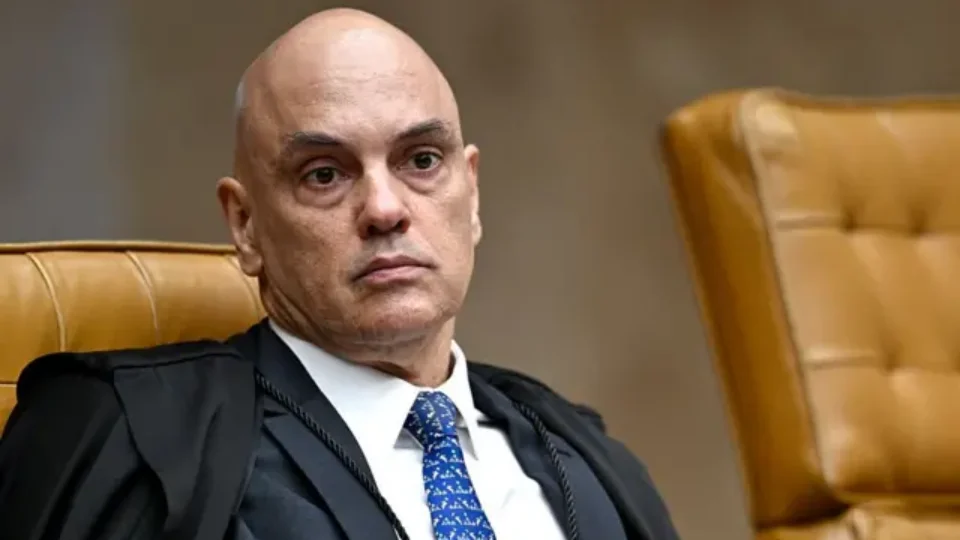 Praça dos Três Poderes terá policiamento reforçado durante sessão do STF