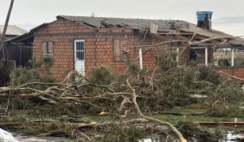 Temporais deixam quatro mortos e mais de 3 mil fora de casa no Rio Grande do Sul