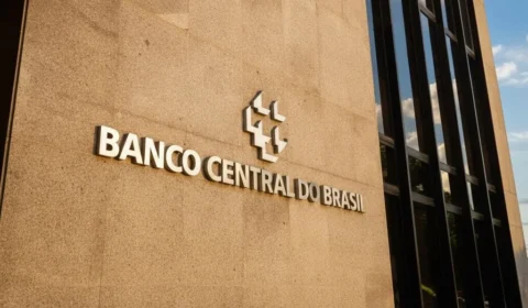 Mercado prevê corte da Selic para 13,75% nesta semana