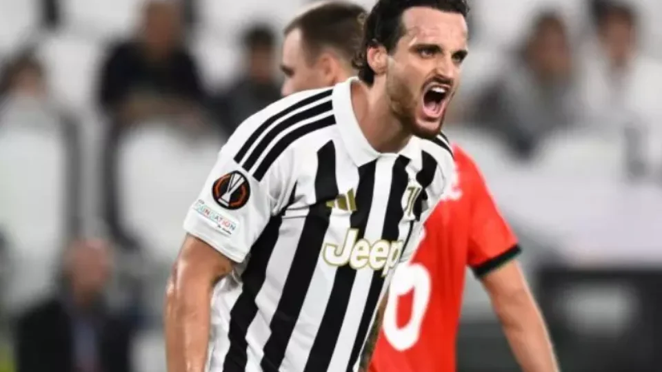 Juventus faz 5 a 0 no NEC Nijmegen e estreia com goleada na Liga Europa