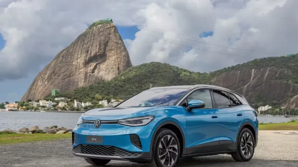 Volkswagen lança primeiro elétrico no Brasil por R$ 299.990 e prepara novidade para o Tera