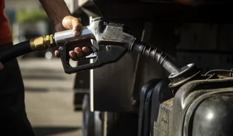 Diesel tem defasagem de R$ 3,89 e acende alerta sobre abastecimento no Brasil