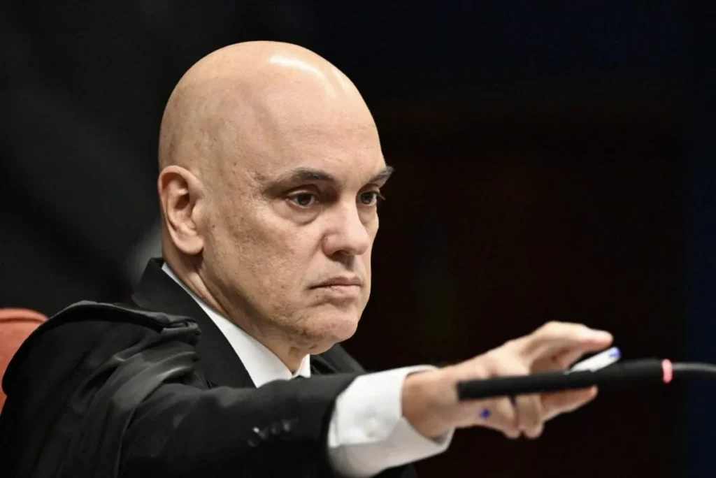 Moraes se afasta de recurso de Bolsonaro e ato na Paulista pressiona STF