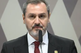 Afastamento de Andrei e crise no STF colocam Congresso sob pressão, avaliam Davidson Cavalcante e Luiz Armando
