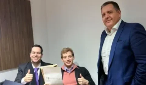 Família desiste de ação e pode liberar partilha da herança de Samuel Klein, fundador das Casas Bahia