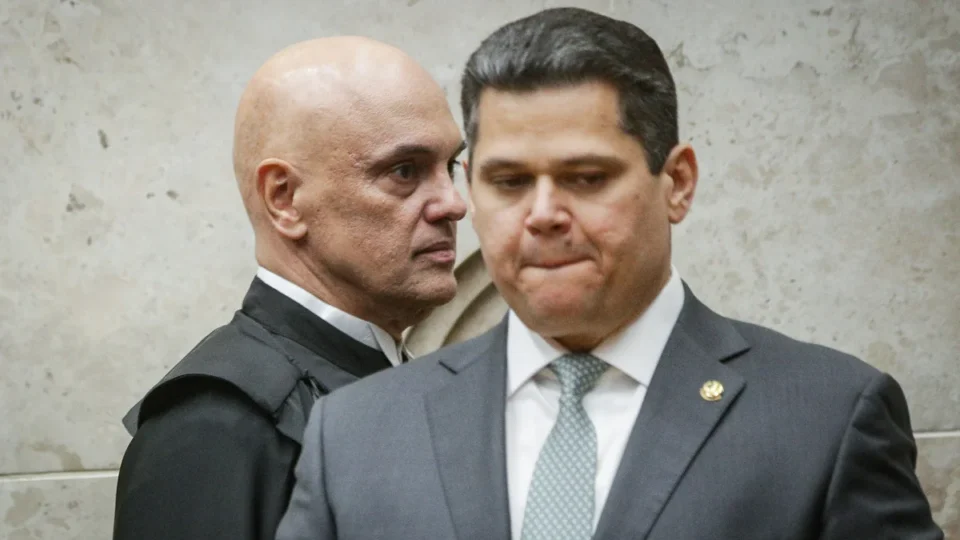 Impeachment de ministro do STF entra no radar do Senado, e Alcolumbre espera eleição para agir