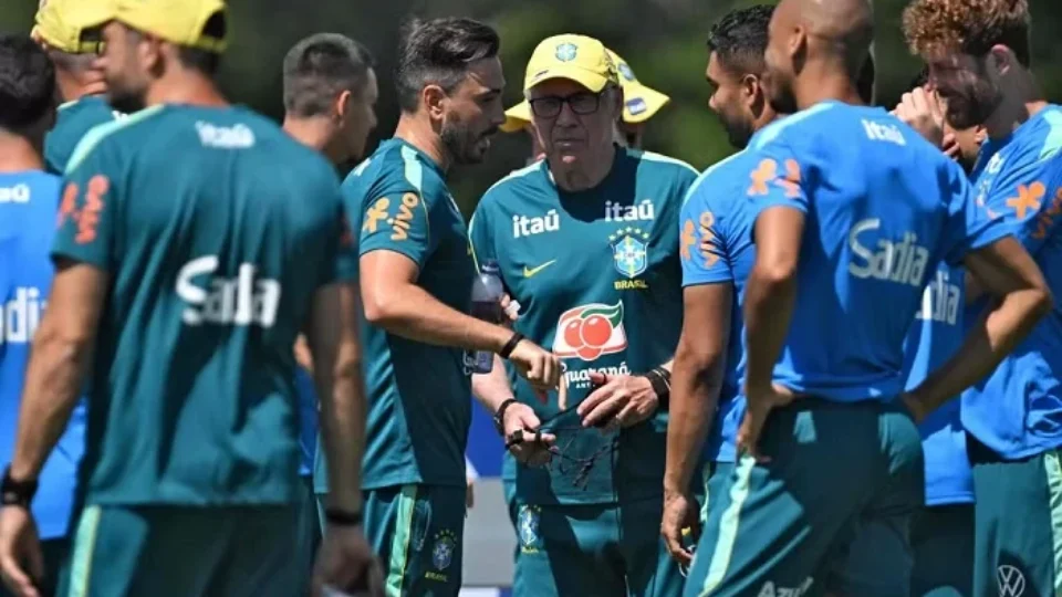 Ancelotti confirma escalação do Brasil contra a Austrália com duas estreias e ataque renovado