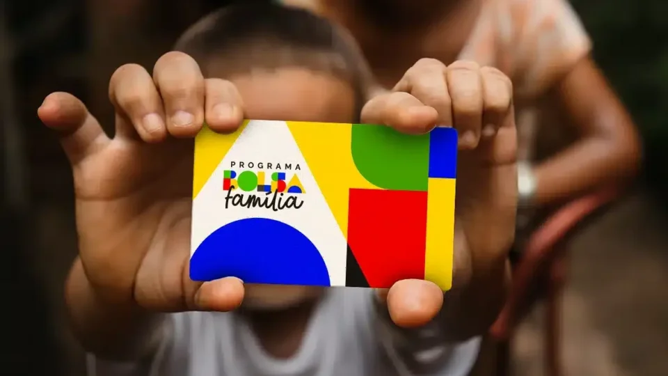 AGU pede ao STF que reconheça constitucionalidade do reajuste do Bolsa Família