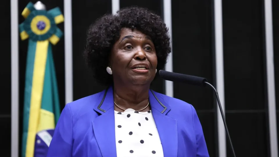 Quem é Benedita da Silva? Conheça a candidata ao Senado pelo Rio de Janeiro
