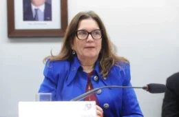 Flávio Dino determina que TRE-DF investigue possível propaganda eleitoral ligada a Bia Kicis