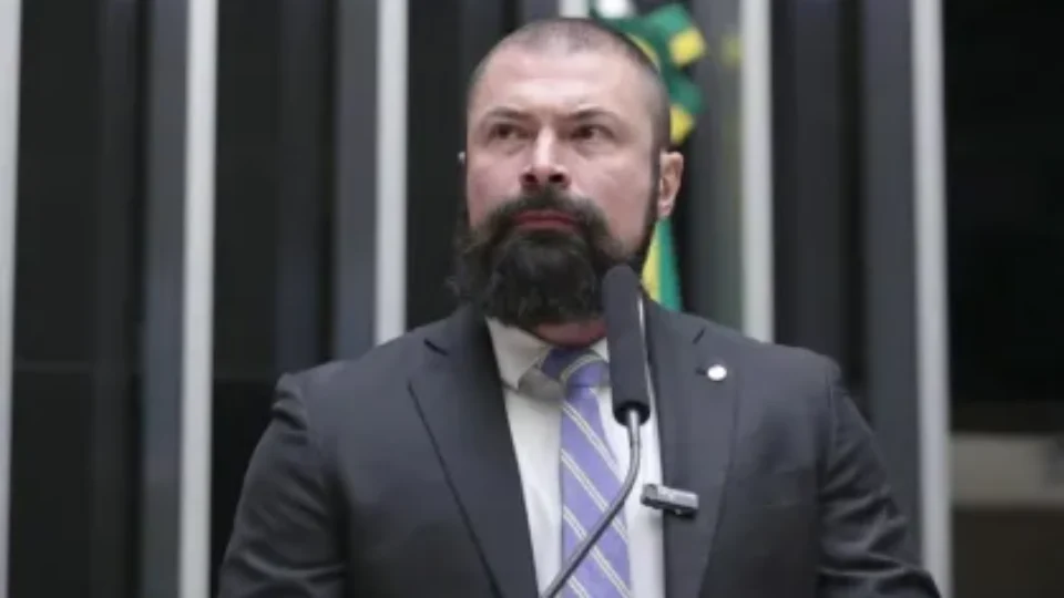 Emendas de Bilynskyj a sete cidades de SP somam R$ 2,1 milhões e levaram à contratação da mesma empresa