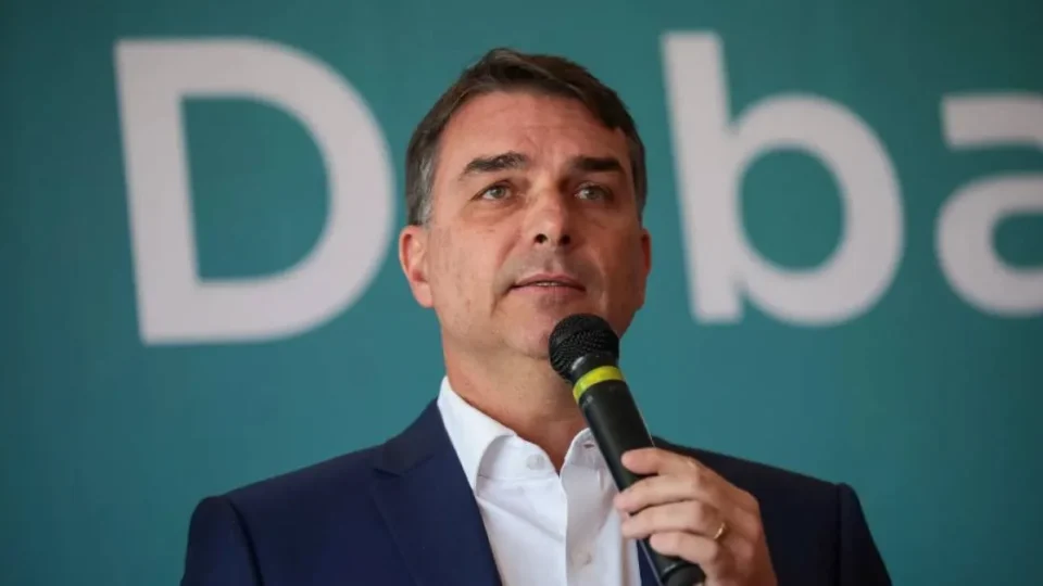 Flávio encosta em Lula no 2º turno e transforma disputa presidencial em jogo aberto