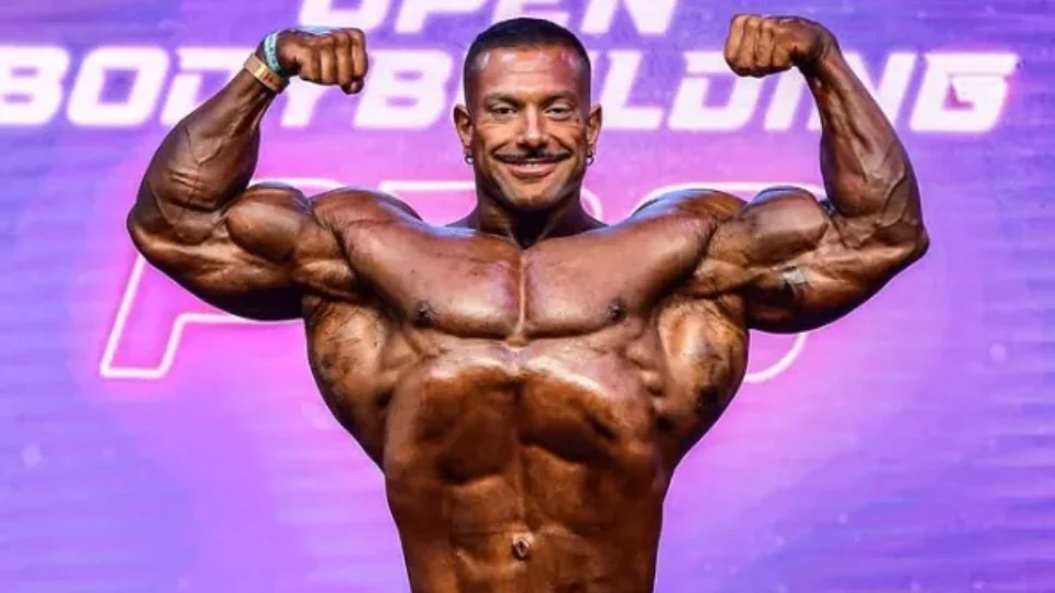 Quem é Leandro Peres, único brasileiro na principal categoria do Mr. Olympia 2026