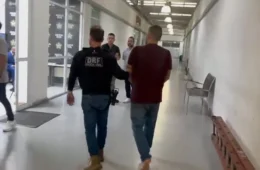 Polícia prende suspeito e recupera carga de dormentes furtados avaliada em R$ 351 mil