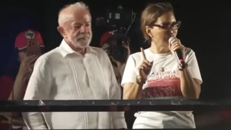 Lula justifica fala sobre “toque” e Janja critica Nikolas: “Piá de bosta”
