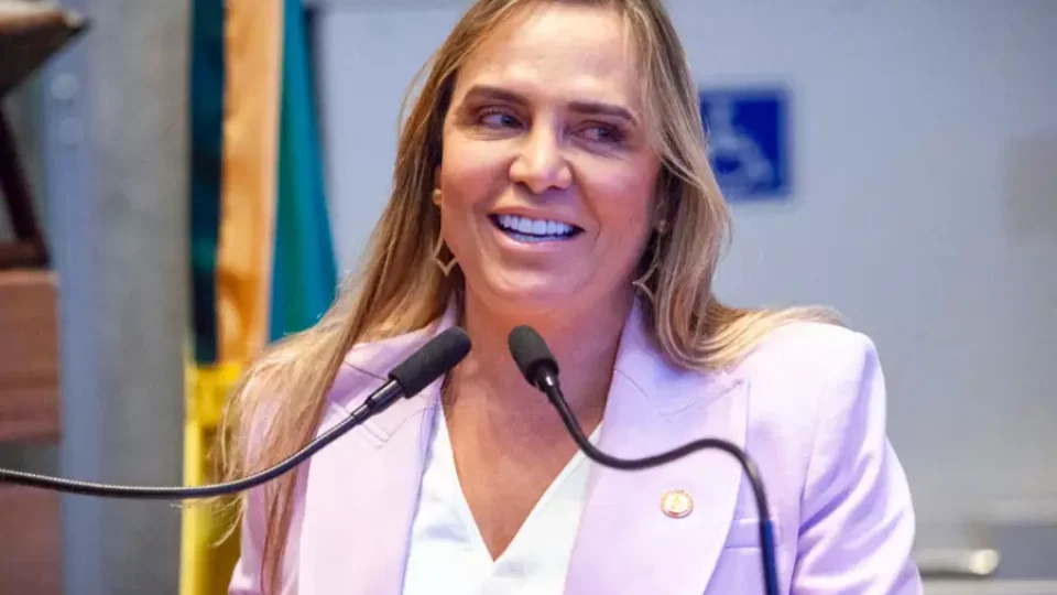 PSD-DF oficializa apoio a Celina Leão após candidatura de Arruda ser barrada