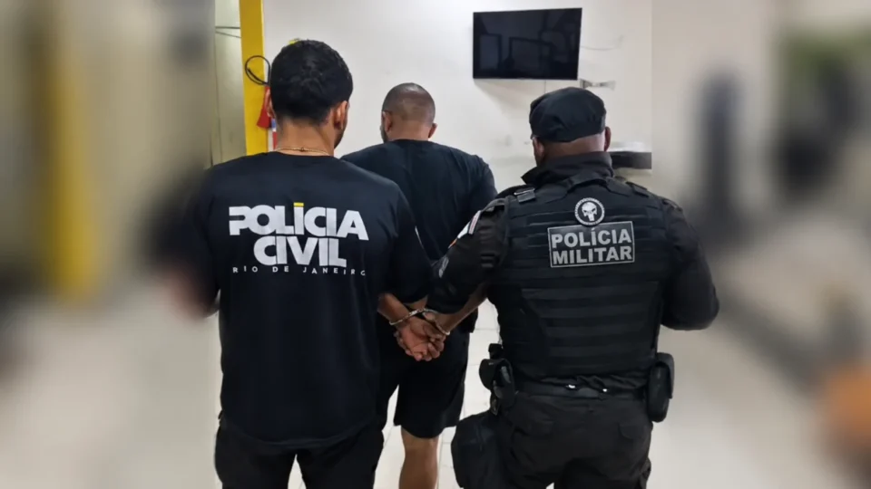 Homem é preso suspeito de tentar matar ex-companheira após agressão em Magé