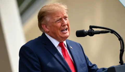 Trump anuncia acordo com Dinamarca e Groenlândia e amplia presença dos EUA no Ártico