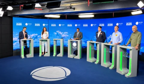 Debate da Record reúne cinco candidatos ao GDF com propostas para saúde, educação e transporte
