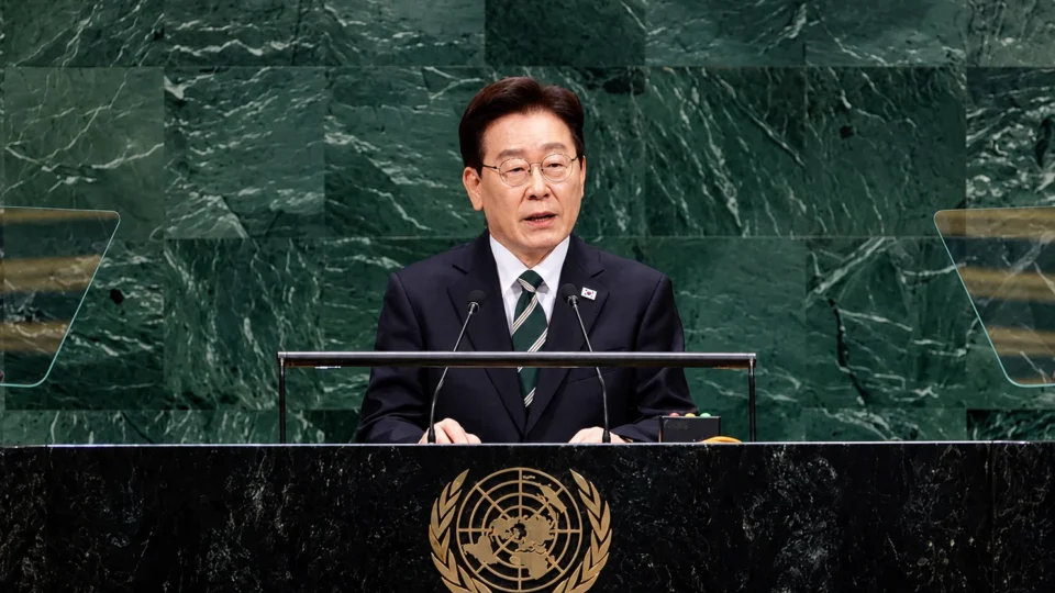 Presidente da Coreia do Sul quer aproximar Trump e Kim Jong-un para retomar diálogo