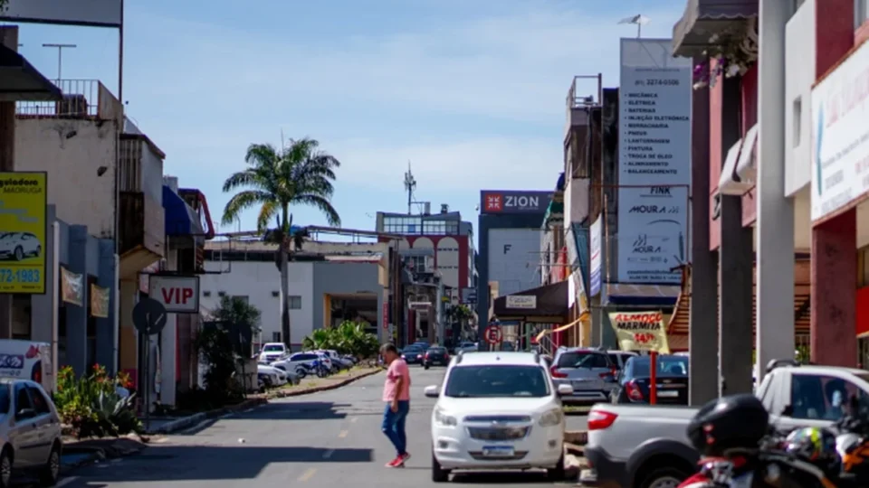 Cruzeiro define novos horários para fechamento de bares, restaurantes e quiosques