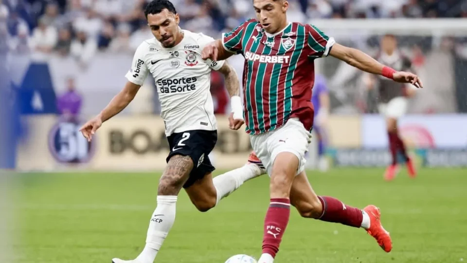 Corinthians x Fluminense: Hulk cala a Neo Química Arena e amplia pressão sobre o Timão