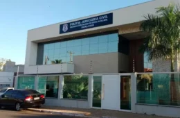 Homem é preso após dar ‘gravata’ na esposa e ameaçar enteada em Mato Grosso