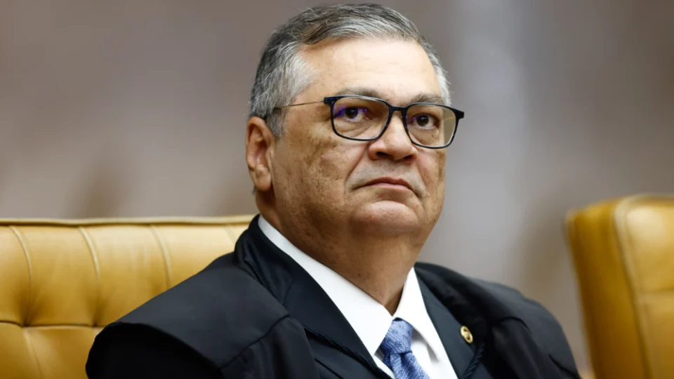 Decisão de Dino que reverteu afastamento de Andrei é “absurda” e inconstitucional, avaliam juristas no NC News Acontece