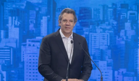 Haddad promete cortar despesas e rever contratos nos primeiros seis meses de governo em SP