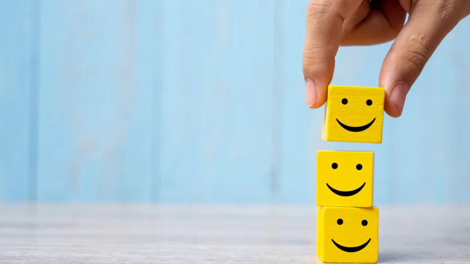 Felicidade não é o único caminho para uma vida boa, mostra pesquisa