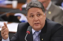 Republicanos nega desistência de Anthony Garotinho e diz que candidato segue na disputa
