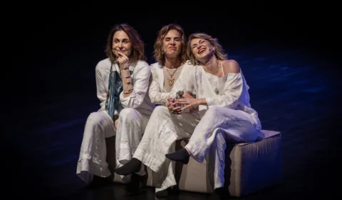 Silvia Pfeifer volta ao teatro com peça sobre amizade e desafios da maturidade feminina
