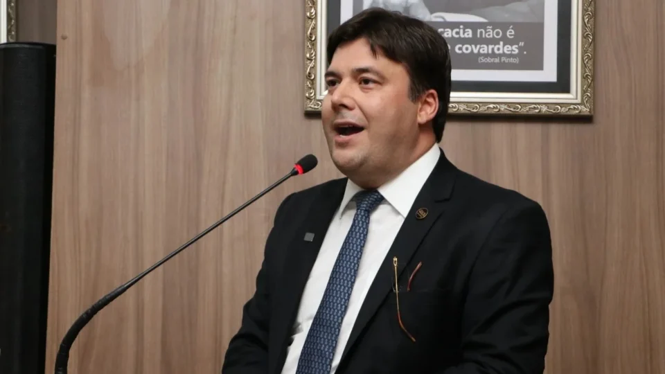 Presidente da OAB-TO é nomeado para grupo que vai analisar medidas contra ministros do STF