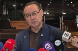 Augusto Cury cobra julgamento de ministros do STF e defende mandato de 8 anos na Corte