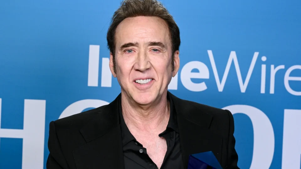 Nicolas Cage diz que não deve trabalhar mais com a Amazon após conflito sobre uso de IA