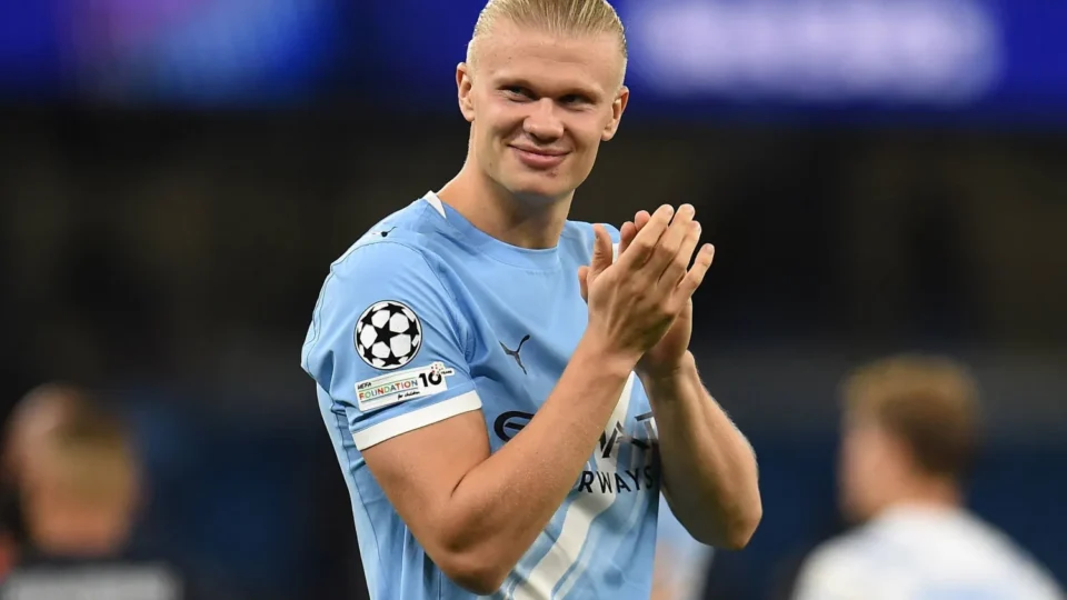 Manchester City x Coventry: Haaland marca e City segue vencendo pelo Inglês